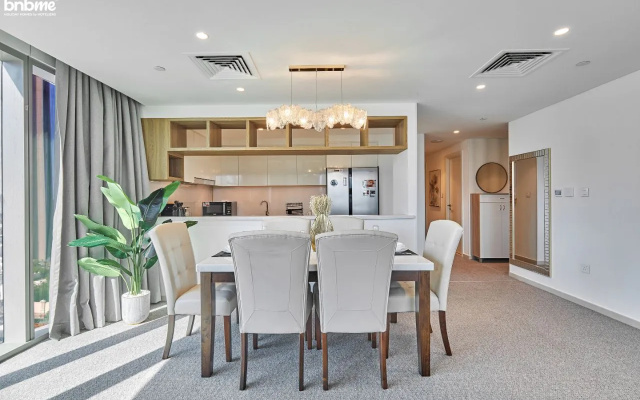 Апартаменты Bnbmehomes Stylish 3BR with Burj Khalifa view-410
