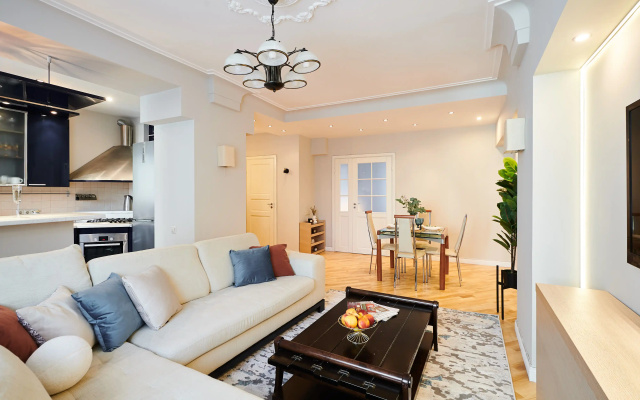 Квартира GM Apartments Трехкомнатные в стиле Европы