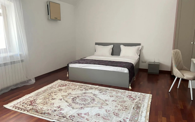 Апарт-отель Five Villas Hotel