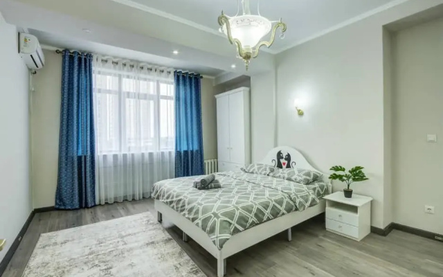 Апартаменты Роскошные Токтогула No.152