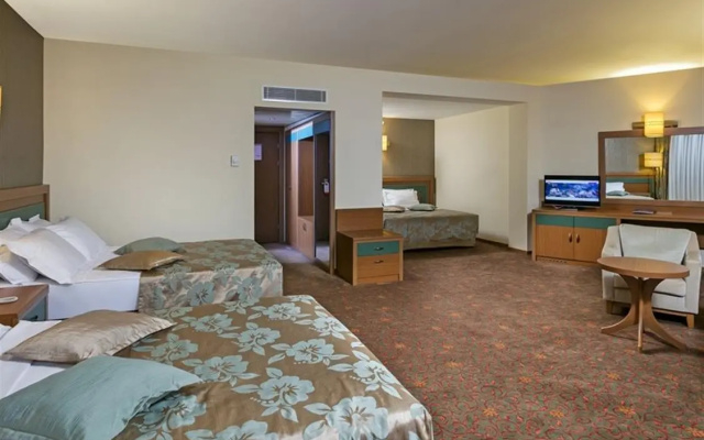 Ozkaymak Incekum Hotel