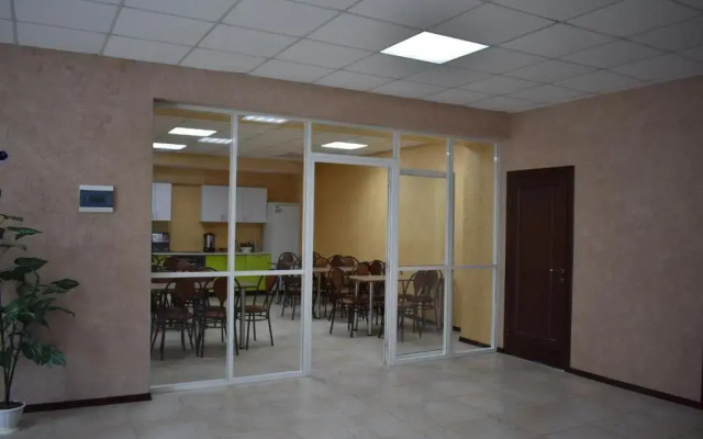 Отель Дубрава