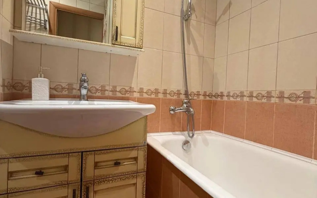 Квартира Inndays Apartments на Генерала Антонова
