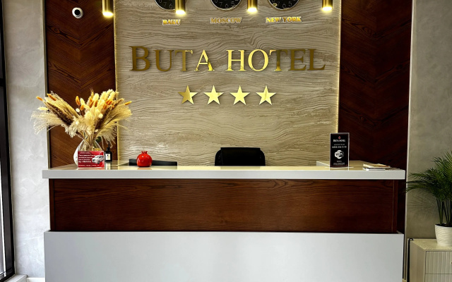 Отель Buta