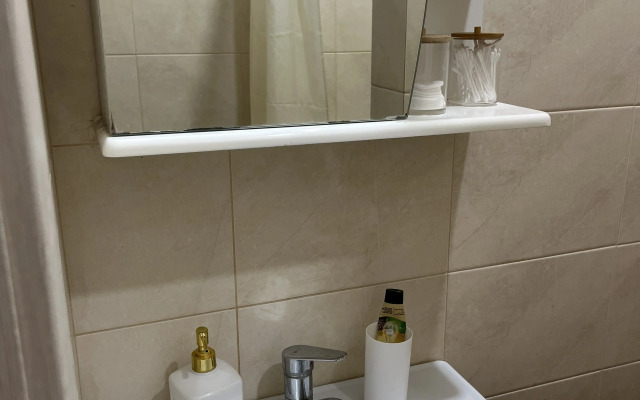 Dvukhkomnatnaya Uyutnaya V Tsentre Elisty Flat