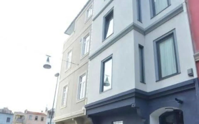 Апарт-отель Taxim NO 18 Boutique Hotel