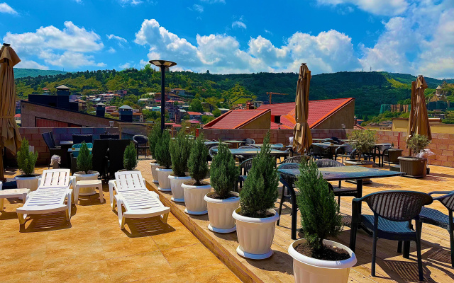 Mit Tbilisi Hotel · Tbilisi — photo 23
