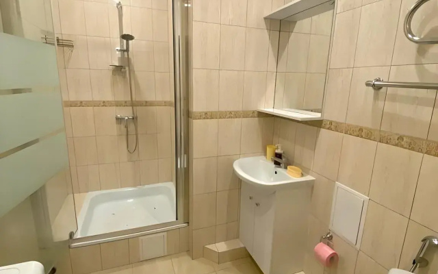Apartment on Verkhnyaya Doroga 151