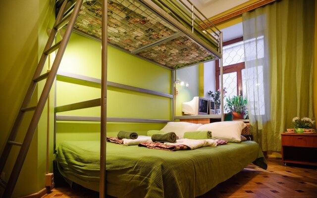 Oasis Hostel комната для гостей
