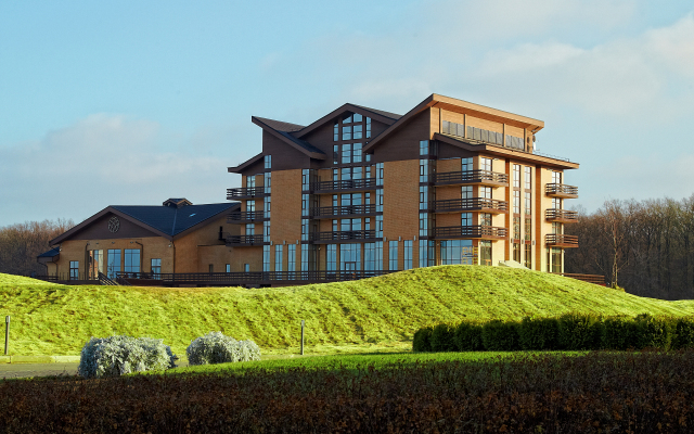 Гостиница Superior Golf and SPA Resort вид на фасад