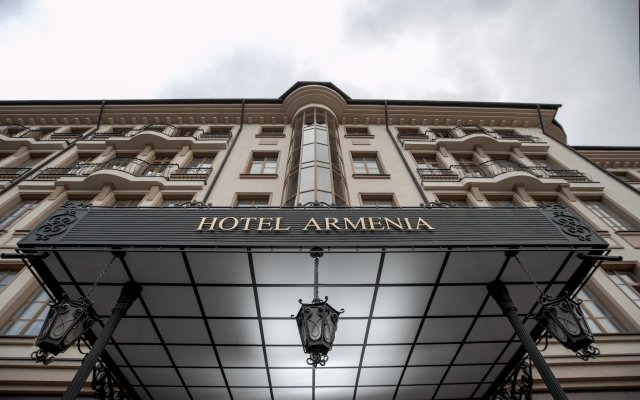 Гостиница Армения в Туле - забронировать гостиницу Армения, цены и фото номеров Тула вид на фасад