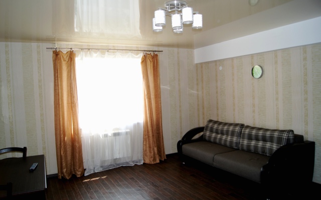 Отель Aparthotel on Timiryazeva 26 Иркутск комната для гостей