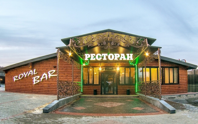 Гостиница Меридиан Парк Отель в Чехове 1 отзыв об отеле, цены и фото номеров - забронировать гостиницу Меридиан Парк Отель онлайн Чехов вид на фасад