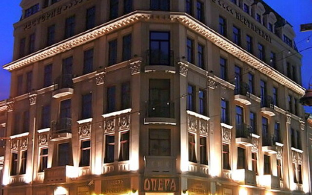 Hotel Opera