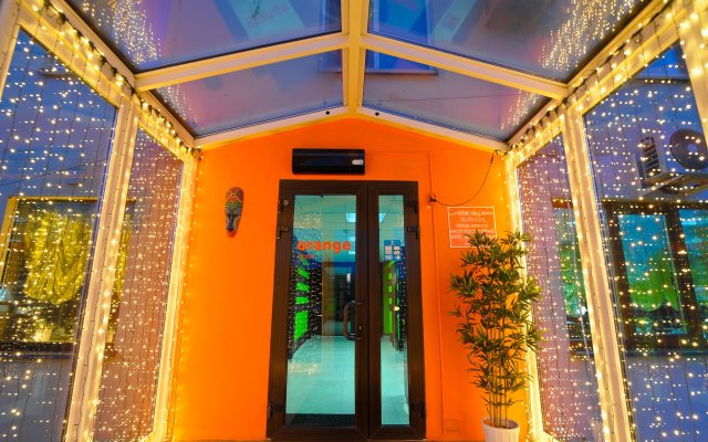 Гостиница Orange в Ярцево отзывы, цены и фото номеров - забронировать гостиницу Orange онлайн вид на фасад