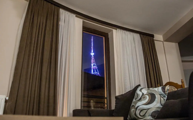 Guest rooms · Tbilisi — photo 18