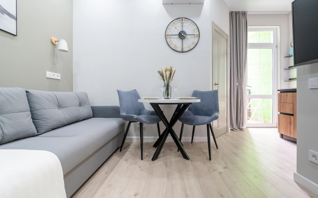 Апартаменты Red Apartments Арт Лайт Тетос