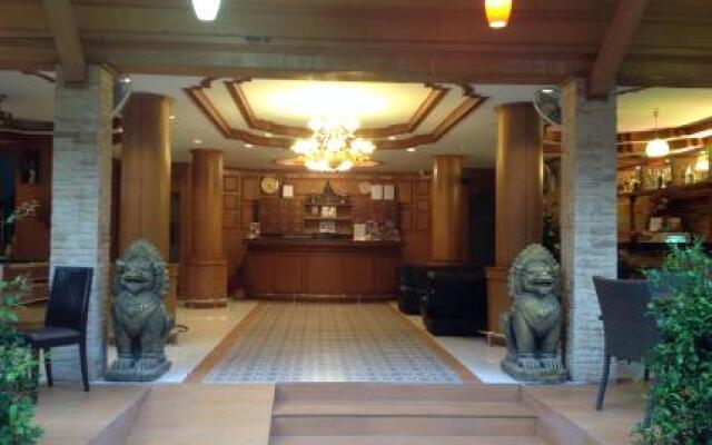CC Porn Tip Hotel интерьер отеля