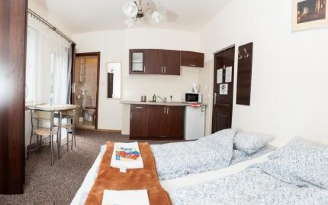 Hostel Euro-Room 1
