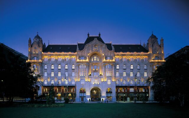 Отель Four Seasons Gresham Palace популярное изображение