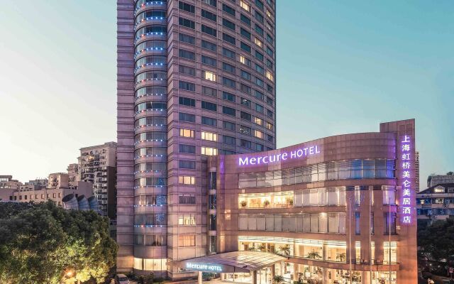 Отель Mercure Shanghai Royalton вид на фасад