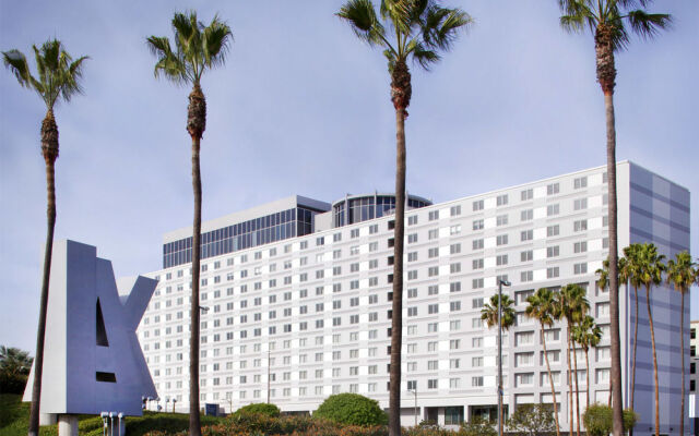 Hyatt Regency Los Angeles International Airport 1