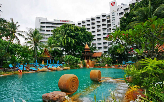 AVANI Pattaya Resort & Spa 0