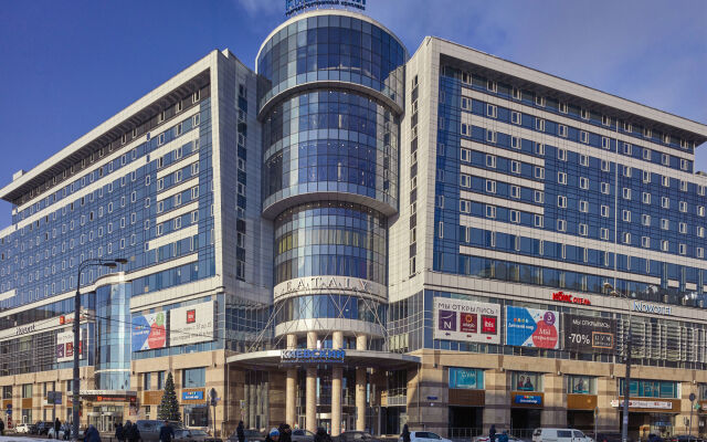 Гостиница Новотель Москва Киевская популярное изображение
