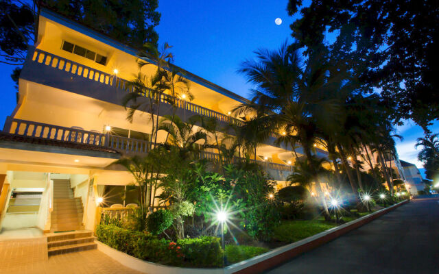 Twin Palms Resort 2