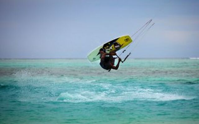 Crown Beach Hotel Maldives 2