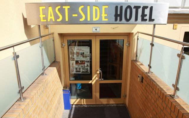 East-Side Hotel 1