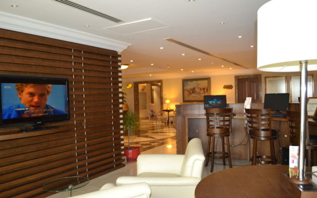 Sheraton Khalidiya Hotel 0