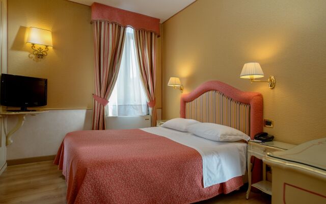 Отель Olimpia Venice, BW signature collection Италия, Венеция - отзывы, цены и фото номеров - забронировать отель Olimpia Venice, BW signature collection онлайн комната для гостей