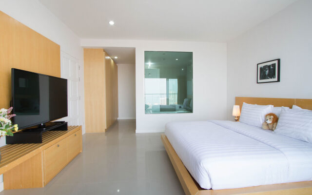 Evergreen Pattaya Serviced Residences  1