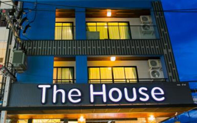 Отель The House Patong экстерьер