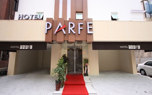 Hotel Parfe 0