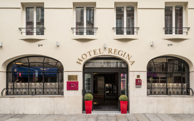 Отель Hôtel Regina Opéra Grands Boulevards вид на фасад