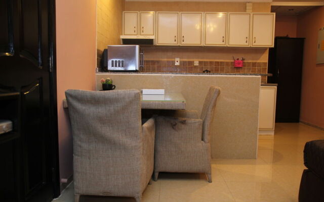 Hafez Hotel Apartment 0