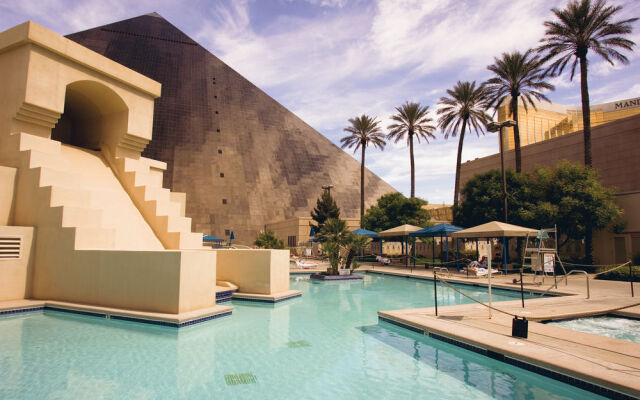 Luxor Hotel and Casino 1