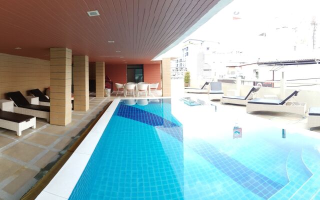 Bay Breeze Hotel Pattaya 2