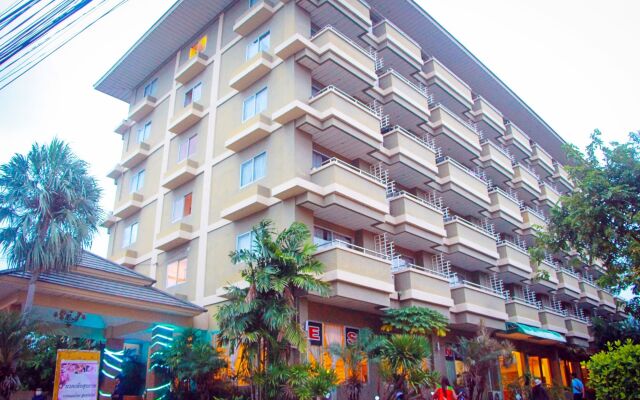 Royal Tycoon Place Pattaya 1