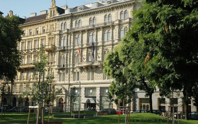 K+K Palais Hotel популярное изображение