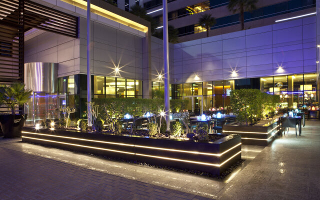 Novotel Suites Dubai Mall of the Emirates 2