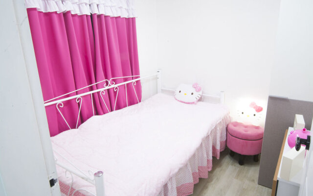 Nanu Guesthouse Pink Female Only (только для женщин) 0