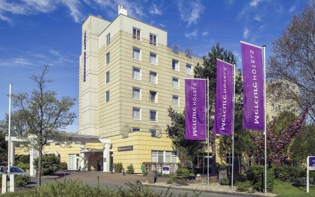Отель Mercure Hotel Hannover Oldenburger Allee Германия, Ганновер - отзывы, цены и фото номеров - забронировать отель Mercure Hotel Hannover Oldenburger Allee онлайн вид на фасад
