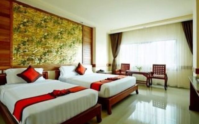 Ease Jomtien Hotel 2