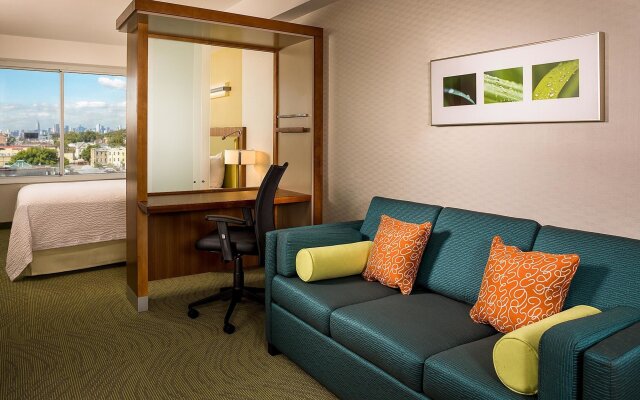 SpringHill Suites by Marriott New York LaGuardia Airport 2