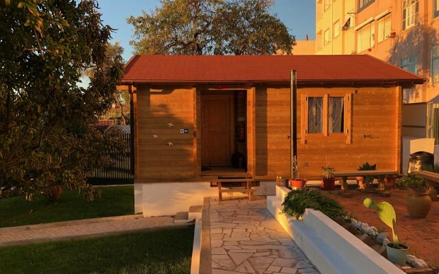 Отель Algés Village Casa 4 by Lisbon Coast вид на фасад