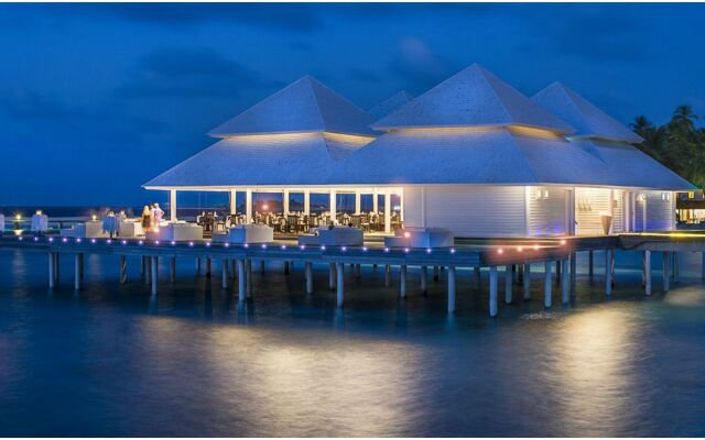 Diamonds Thudufushi Beach & Water Villas All Inclusive 1