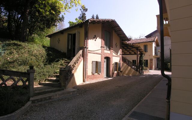 Отель Villa D'Azeglio Албьяно-д'Ивреа вид на фасад